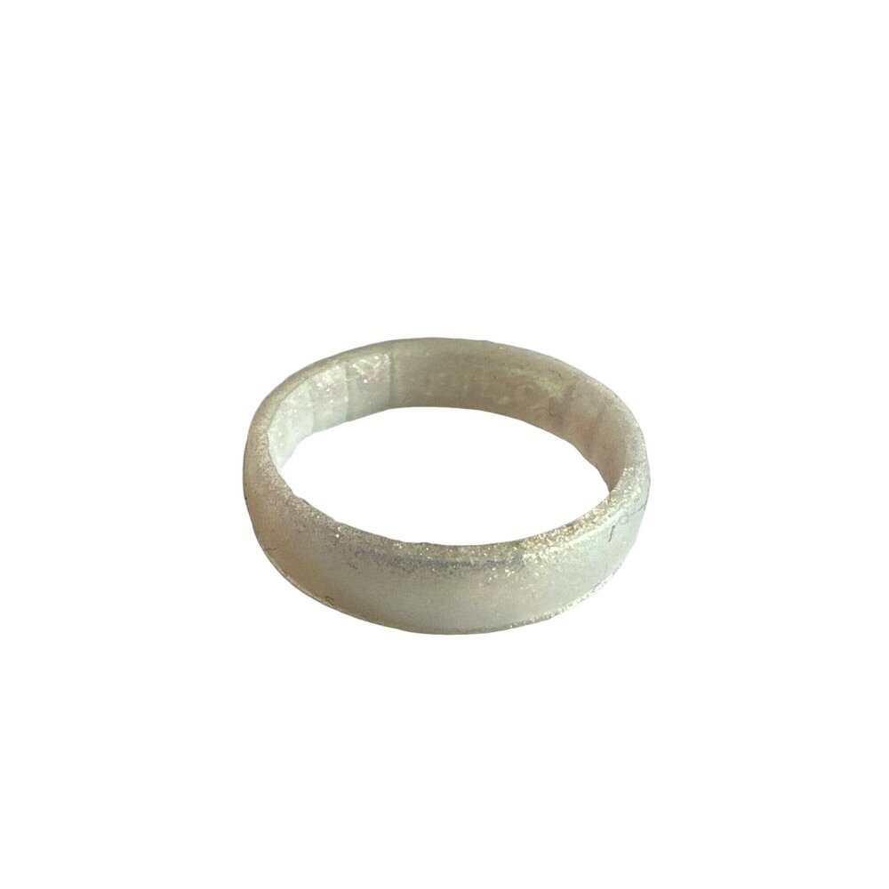 Enso Silicone Ring Unisex Size 4 Unicorn White Iridescent Pearl Comfortable Chic